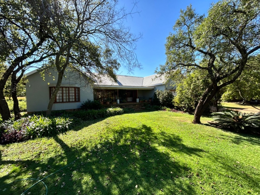 3 Bedroom Property for Sale in Hartbeesfontein North West